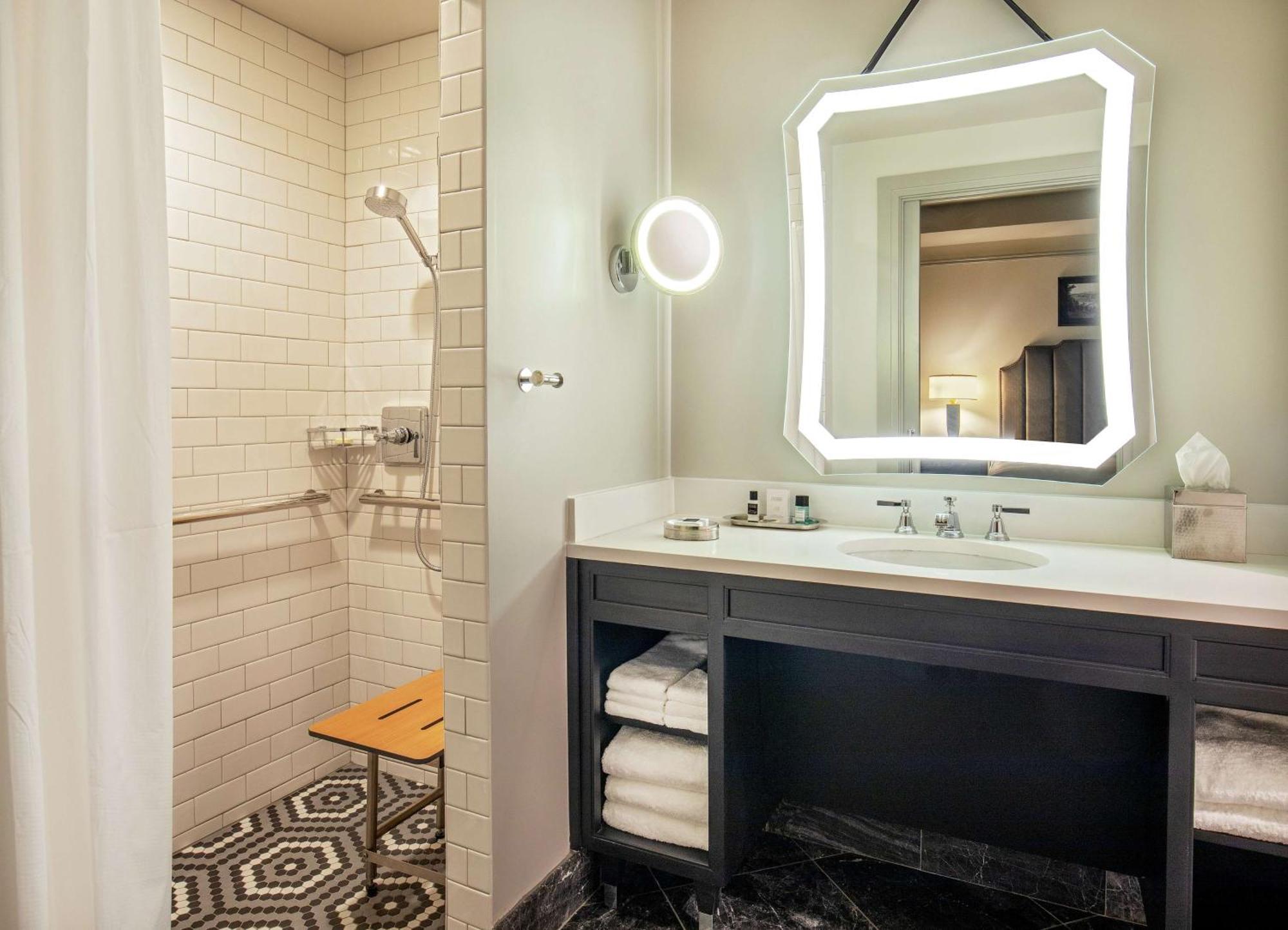 The Virginian Lynchburg, Curio Collection By Hilton Exterior foto